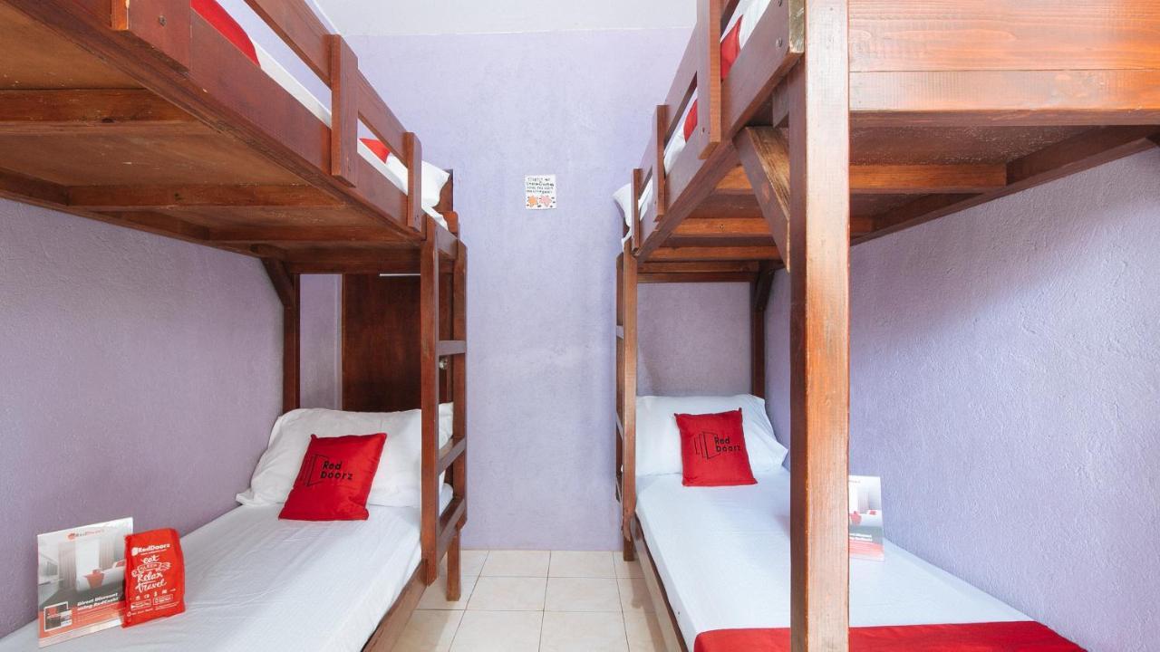 Bernwoods Extyn B&B Dormitory Iloilo City Εξωτερικό φωτογραφία